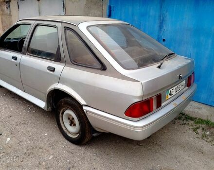 Серый Форд Сиерра, объемом двигателя 0 л и пробегом 0 тыс. км за 500 $, фото 1 на Automoto.ua