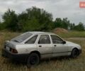 Серый Форд Сиерра, объемом двигателя 2 л и пробегом 400 тыс. км за 1300 $, фото 3 на Automoto.ua