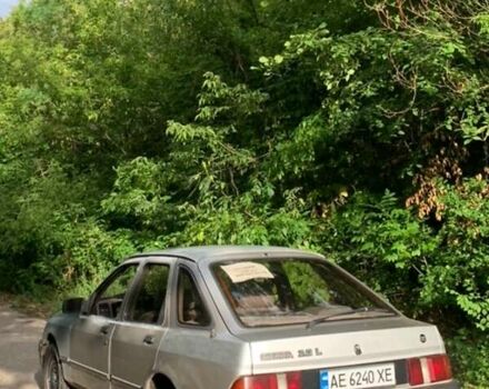 Серый Форд Сиерра, объемом двигателя 2 л и пробегом 400 тыс. км за 1300 $, фото 1 на Automoto.ua