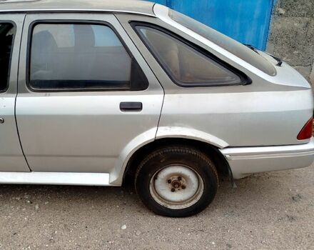 Серый Форд Сиерра, объемом двигателя 0 л и пробегом 0 тыс. км за 500 $, фото 5 на Automoto.ua