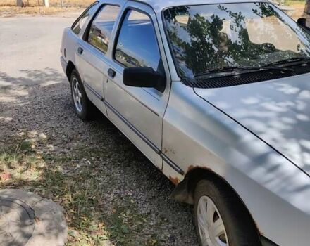 Серый Форд Сиерра, объемом двигателя 2 л и пробегом 400 тыс. км за 1000 $, фото 3 на Automoto.ua