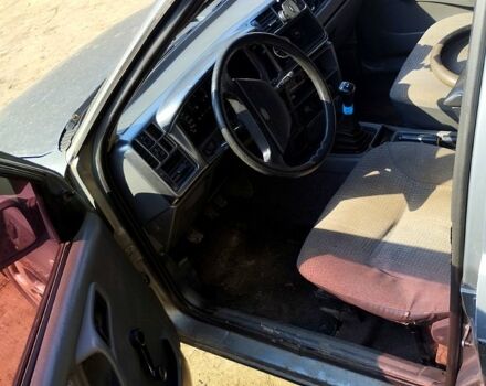 Серый Форд Сиерра, объемом двигателя 1.8 л и пробегом 1 тыс. км за 850 $, фото 4 на Automoto.ua