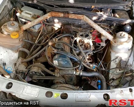 Форд Сиерра 1987 в Онуфриевке на Automoto.ua Серый Форд Сиерра, объемом двигателя 2 л и пробегом 250 тыс. км за 750 $, фото 5 на Automoto.ua