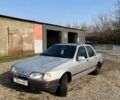 Серый Форд Сиерра, объемом двигателя 2 л и пробегом 250 тыс. км за 1240 $, фото 4 на Automoto.ua