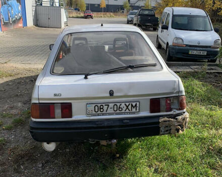 Форд Сиерра 1987 в Хмельницком на Automoto.ua Серый Форд Сиерра, объемом двигателя 2 л и пробегом 55 тыс. км за 400 $, фото 6 на Automoto.ua