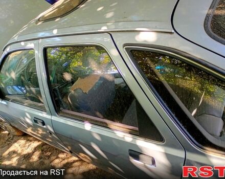 Форд Сиерра 1987 в Онуфриевке на Automoto.ua Серый Форд Сиерра, объемом двигателя 2 л и пробегом 250 тыс. км за 750 $, фото 7 на Automoto.ua