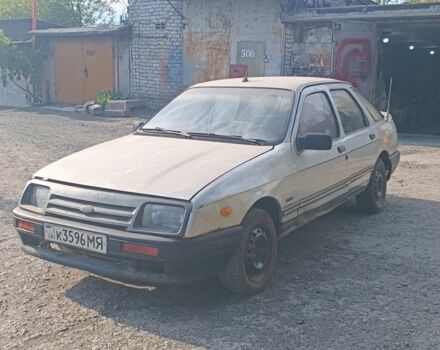 Серый Форд Сиерра, объемом двигателя 0 л и пробегом 100 тыс. км за 334 $, фото 1 на Automoto.ua