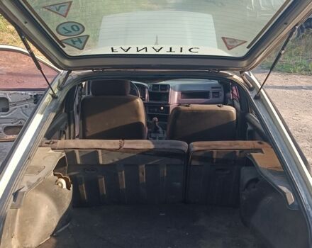 Серый Форд Сиерра, объемом двигателя 0 л и пробегом 100 тыс. км за 334 $, фото 6 на Automoto.ua