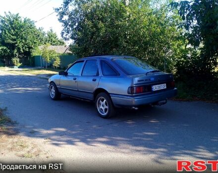Форд Сиерра 1990 в Черкассах на Automoto.ua Серый Форд Сиерра, объемом двигателя 2 л и пробегом 0 тыс. км за 670 $, фото 3 на Automoto.ua