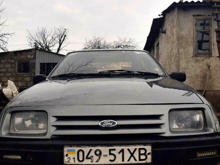 Сірий Форд Сієрра, об'ємом двигуна 2 л та пробігом 0 тис. км за 1000 $, фото 1 на Automoto.ua