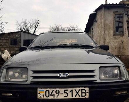 Серый Форд Сиерра, объемом двигателя 2 л и пробегом 0 тыс. км за 1000 $, фото 1 на Automoto.ua