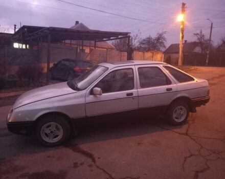 Серый Форд Сиерра, объемом двигателя 1.6 л и пробегом 99 тыс. км за 593 $, фото 1 на Automoto.ua