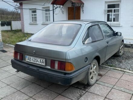 Серый Форд Сиерра, объемом двигателя 2 л и пробегом 500 тыс. км за 827 $, фото 1 на Automoto.ua