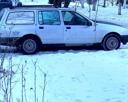 Серый Форд Сиерра, объемом двигателя 1.6 л и пробегом 250 тыс. км за 800 $, фото 1 на Automoto.ua