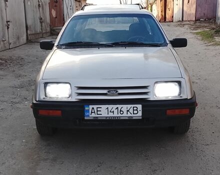 Серый Форд Сиерра, объемом двигателя 2 л и пробегом 237 тыс. км за 632 $, фото 1 на Automoto.ua