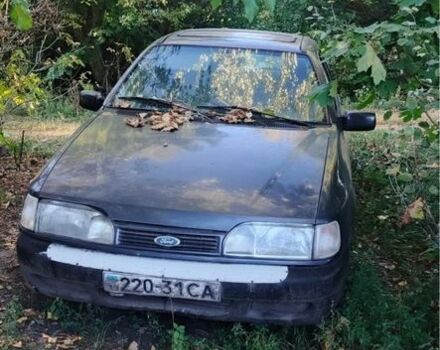 Серый Форд Сиерра, объемом двигателя 2 л и пробегом 300 тыс. км за 750 $, фото 1 на Automoto.ua