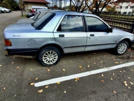 Сірий Форд Сієрра, об'ємом двигуна 2 л та пробігом 350 тис. км за 672 $, фото 1 на Automoto.ua