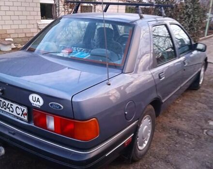 Серый Форд Сиерра, объемом двигателя 1.8 л и пробегом 167 тыс. км за 2990 $, фото 1 на Automoto.ua