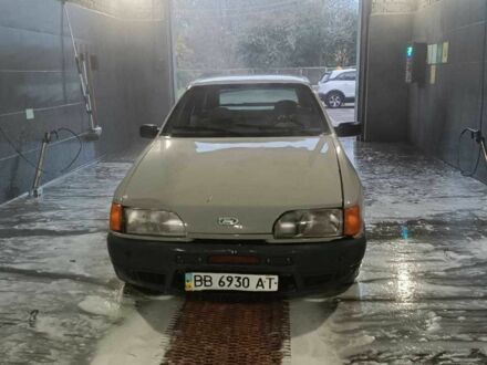 Серый Форд Сиерра, объемом двигателя 1.6 л и пробегом 874 тыс. км за 1100 $, фото 1 на Automoto.ua