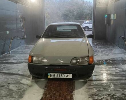 Серый Форд Сиерра, объемом двигателя 1.6 л и пробегом 874 тыс. км за 1100 $, фото 1 на Automoto.ua