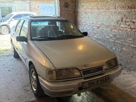 Серый Форд Сиерра, объемом двигателя 2 л и пробегом 376 тыс. км за 768 $, фото 1 на Automoto.ua