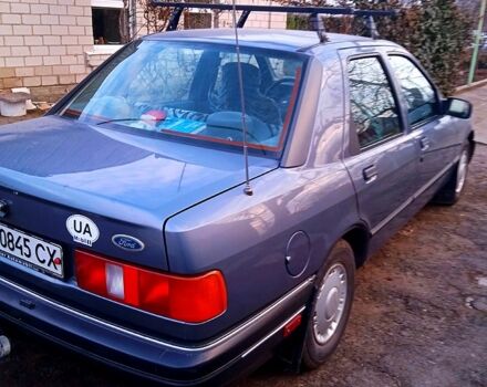 Серый Форд Сиерра, объемом двигателя 1.8 л и пробегом 167 тыс. км за 2990 $, фото 1 на Automoto.ua