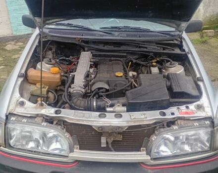 Серый Форд Сиерра, объемом двигателя 2 л и пробегом 1000 тыс. км за 416 $, фото 1 на Automoto.ua