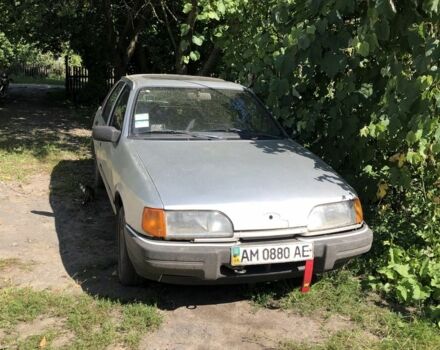 Серый Форд Сиерра, объемом двигателя 1.8 л и пробегом 222 тыс. км за 356 $, фото 1 на Automoto.ua