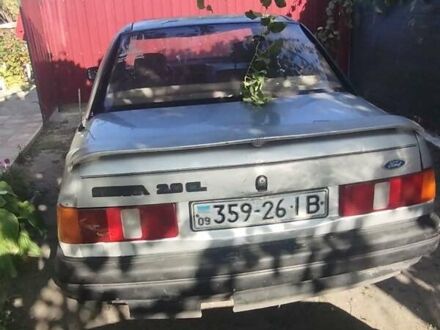 Серый Форд Сиерра, объемом двигателя 2 л и пробегом 200 тыс. км за 300 $, фото 1 на Automoto.ua