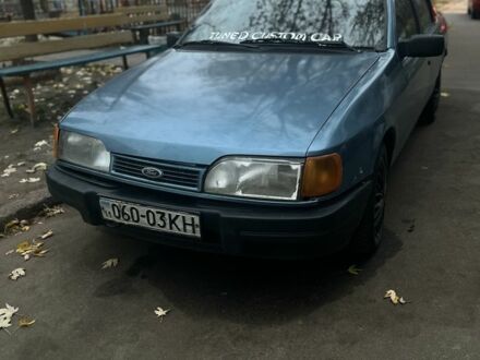 Серый Форд Сиерра, объемом двигателя 2 л и пробегом 268 тыс. км за 1100 $, фото 1 на Automoto.ua