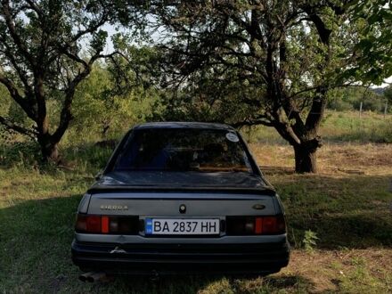 Форд Сиерра 1988 в Полтаве на Automoto.ua Серый Форд Сиерра, объемом двигателя 2 л и пробегом 400 тыс. км за 724 $, фото 1 на Automoto.ua