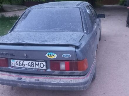 Форд Сієрра 1990 у Чернівцях на Automoto.ua Сірий Форд Сієрра, об'ємом двигуна 2 л та пробігом 280 тис. км за 350 $, фото 1 на Automoto.ua