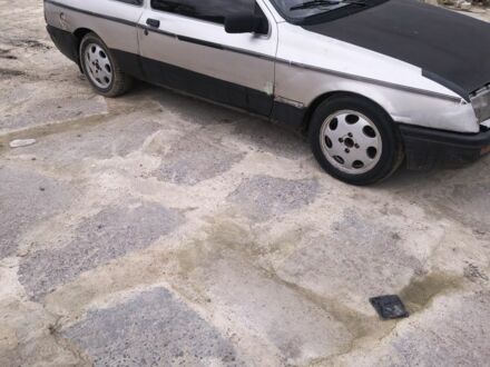 Серый Форд Сиерра, объемом двигателя 1.6 л и пробегом 250 тыс. км за 310 $, фото 1 на Automoto.ua