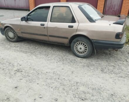 Сірий Форд Сієрра, об'ємом двигуна 2 л та пробігом 500 тис. км за 800 $, фото 1 на Automoto.ua