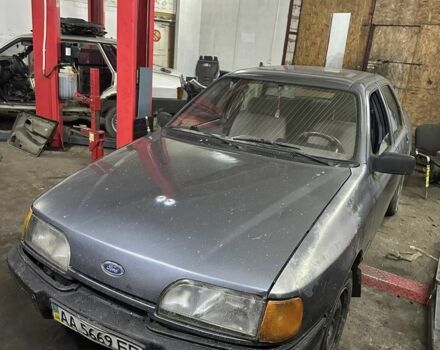 Серый Форд Сиерра, объемом двигателя 2 л и пробегом 200 тыс. км за 350 $, фото 1 на Automoto.ua
