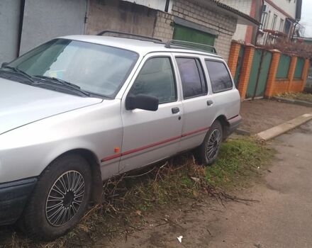 Серый Форд Сиерра, объемом двигателя 1.8 л и пробегом 44 тыс. км за 1393 $, фото 1 на Automoto.ua