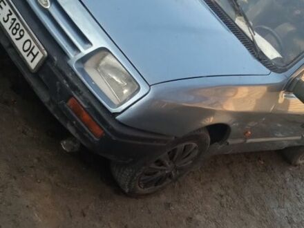 Сірий Форд Сієрра, об'ємом двигуна 1.8 л та пробігом 25 тис. км за 800 $, фото 1 на Automoto.ua