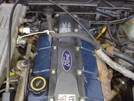 Серый Форд Сиерра, объемом двигателя 1.99 л и пробегом 100 тыс. км за 500 $, фото 1 на Automoto.ua