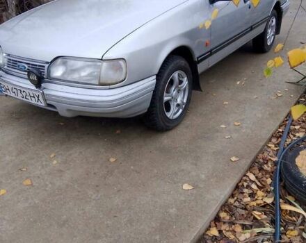 Серый Форд Сиерра, объемом двигателя 2 л и пробегом 85 тыс. км за 1300 $, фото 1 на Automoto.ua
