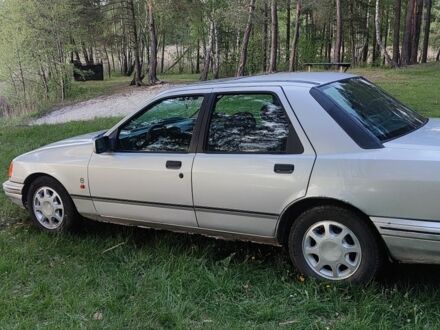 Форд Сиерра 1993 в Славуте на Automoto.ua Серый Форд Сиерра, объемом двигателя 2 л и пробегом 300 тыс. км за 900 $, фото 1 на Automoto.ua