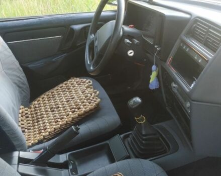 Синий Форд Сиерра, объемом двигателя 2 л и пробегом 200 тыс. км за 850 $, фото 5 на Automoto.ua