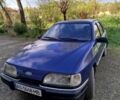 Синій Форд Сієрра, об'ємом двигуна 1.8 л та пробігом 300 тис. км за 650 $, фото 1 на Automoto.ua
