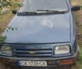 Синий Форд Сиерра, объемом двигателя 1.6 л и пробегом 300 тыс. км за 448 $, фото 1 на Automoto.ua