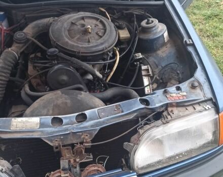 Синий Форд Сиерра, объемом двигателя 2 л и пробегом 31 тыс. км за 500 $, фото 5 на Automoto.ua