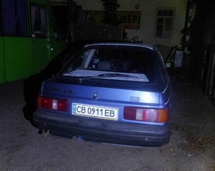 Форд Сиерра 1988 в Чернигове на Automoto.ua Синий Форд Сиерра, объемом двигателя 1.8 л и пробегом 100 тыс. км за 1200 $, фото 5 на Automoto.ua