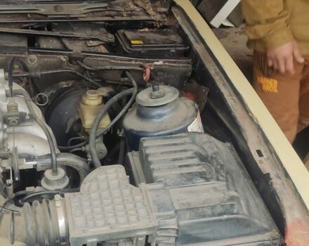 Синий Форд Сиерра, объемом двигателя 2 л и пробегом 9 тыс. км за 1000 $, фото 3 на Automoto.ua