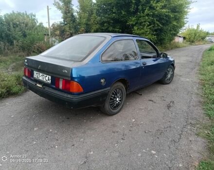 Синий Форд Сиерра, объемом двигателя 2.3 л и пробегом 222 тыс. км за 594 $, фото 2 на Automoto.ua