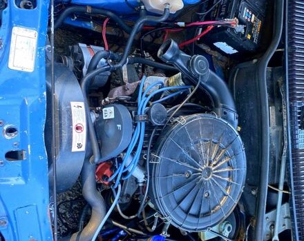 Синий Форд Сиерра, объемом двигателя 1.8 л и пробегом 190 тыс. км за 1100 $, фото 6 на Automoto.ua