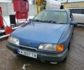 Синий Форд Сиерра, объемом двигателя 2 л и пробегом 300 тыс. км за 680 $, фото 1 на Automoto.ua