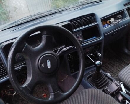 Синий Форд Сиерра, объемом двигателя 2 л и пробегом 250 тыс. км за 710 $, фото 1 на Automoto.ua